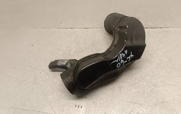 Volvo XC60 Intercooler hose/pipe 31319698