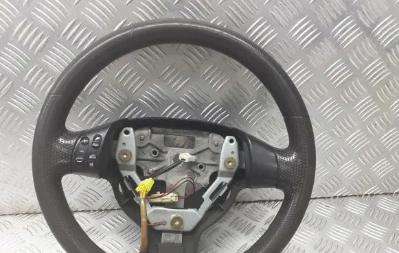 Mazda 2 Steering wheel