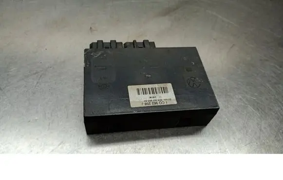 Volkswagen Lupo Comfort/convenience module 1C0962258J