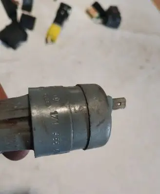 BMW 3 E36 Windscreen/windshield washer pump 171955651