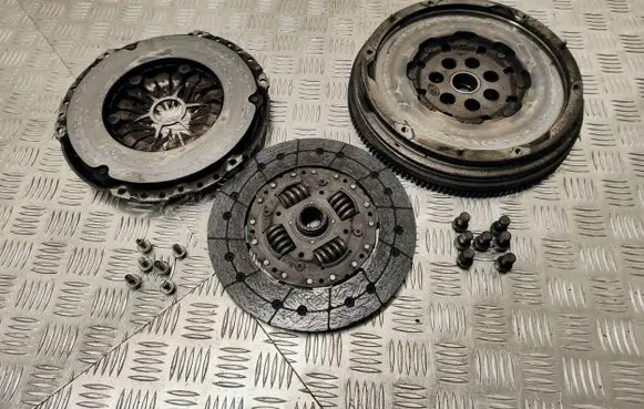 Peugeot 4008 Clutch set kit 2300A055 9663169680 1120A202