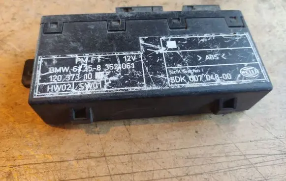 BMW 7 E38 Door control unit/module 61358352061 8352061
