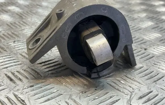 Jaguar XF X250 Gearbox mount