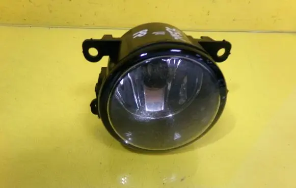Renault Scenic II - Grand scenic II Front fog light 820074008
