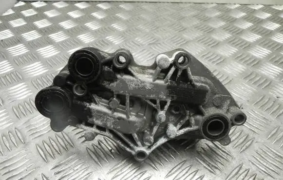 Opel Astra J Engine oil radiator 55573795