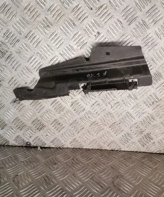 Ford Galaxy Front bumper mounting bracket am2117e856a