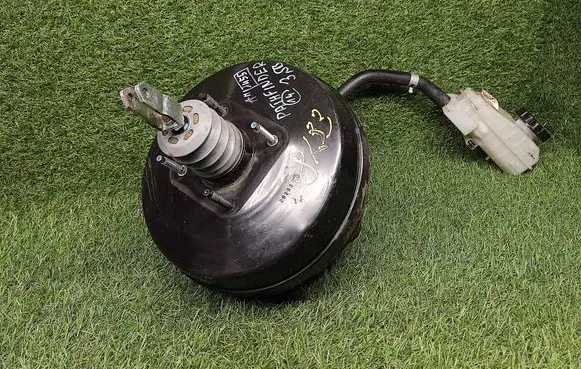 Nissan Pathfinder R52 Brake booster 460079NA0A 26785700174 386285700172