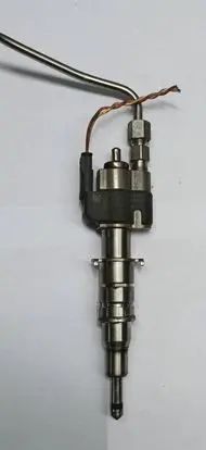 BMW 3 E90 E91 Fuel injector 7589048 1353758904810