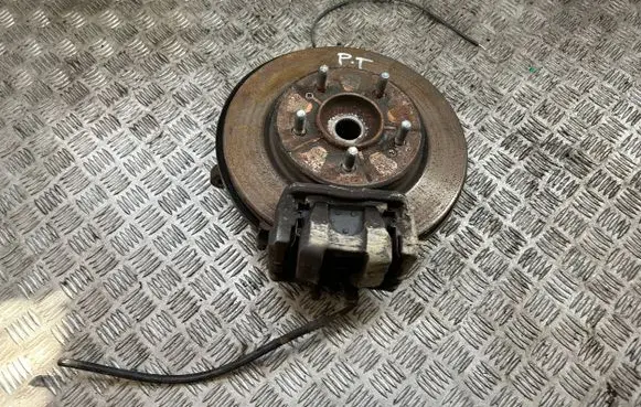 SsangYong Rexton Rear wheel hub spindle/knuckle 