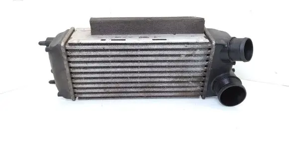 Ford Fiesta Intercooler radiator 8V519L440AE