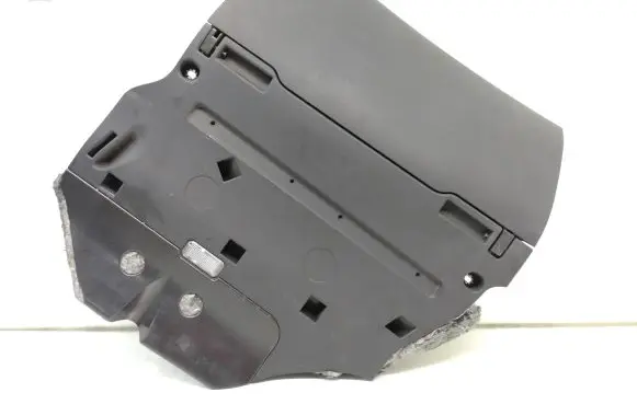 Glove box