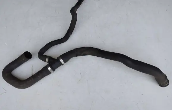 Ford Focus Engine coolant pipe/hose 3M5H8286CM 2027463