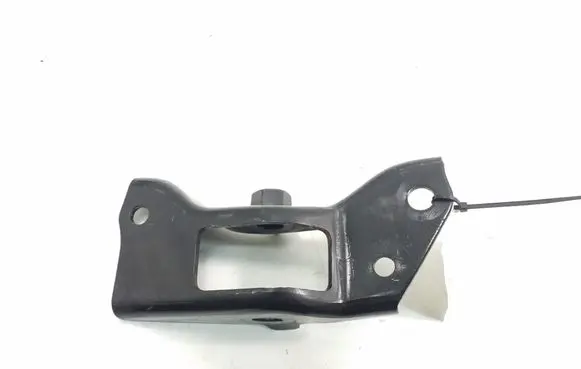 Toyota Yaris Engine mounting bracket 123130Y010