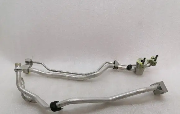 Chevrolet Corvette C7 Air conditioning (A/C) pipe/hose 23435951