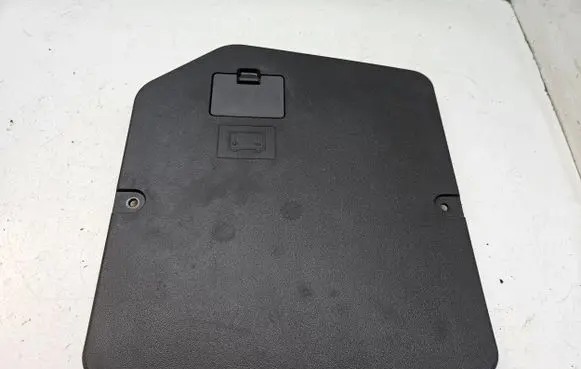 Mitsubishi Eclipse Cross Battery box tray cover/lid 7224A385