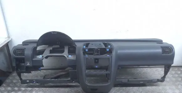 Opel Combo C Dashboard 09114355 90535151 90535149