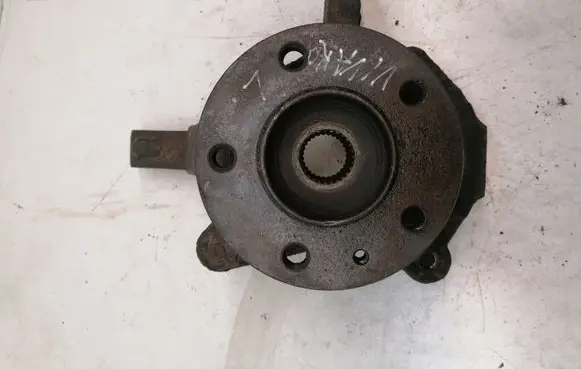Opel Vivaro Front wheel hub spindle knuckle