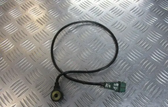 Audi A4 S4 B5 8D Detonation knock sensor 5WM1511