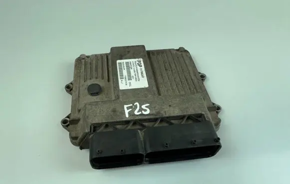Fiat Grande Punto Engine control unit/module 51796241 64BHDTLBG 7160001906