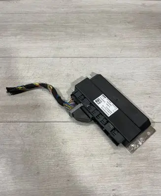 BMW 3 G20 G21 Suspension control unit/module 8835394 2009080006 182618