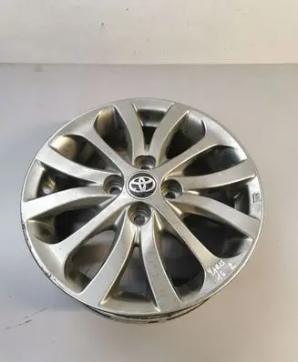 Toyota Yaris R15 alloy rim 