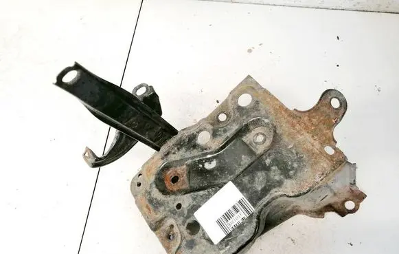 Battery bracket