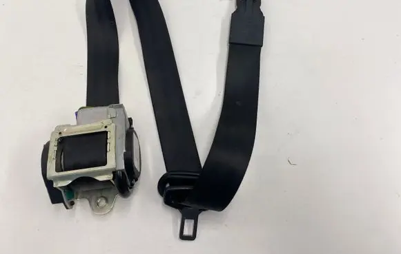 Audi A6 S6 C6 4F Front seatbelt 4F0857706