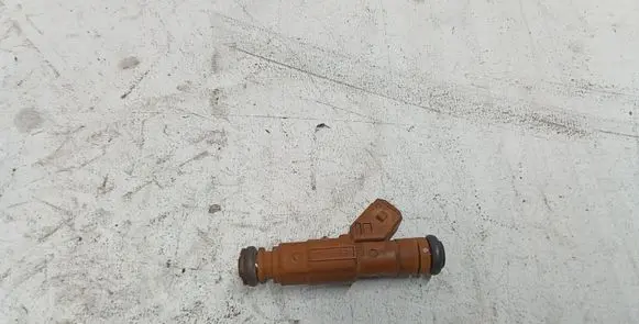 Volvo XC90 Fuel injector 028015583 9186340