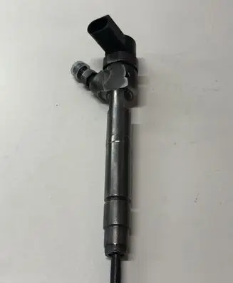 Mercedes-Benz C W203 Fuel injector 0445110072 A6110700987