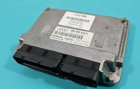 Audi A4 S4 B5 8D Engine control unit/module ECU 3B0906018A IMPRK1412450