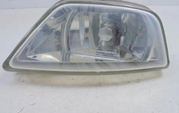 Ford Focus C-MAX Front fog light 2M5115K201AH