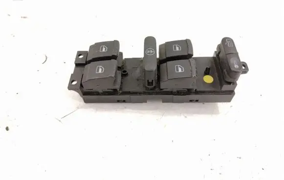 Volkswagen Golf IV Electric window control switch