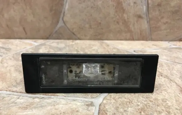 BMW 1 F20 F21 Number plate light 7193294