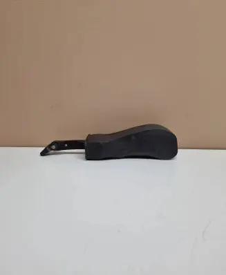 Skoda Karoq Front door check strap stopper 575837267