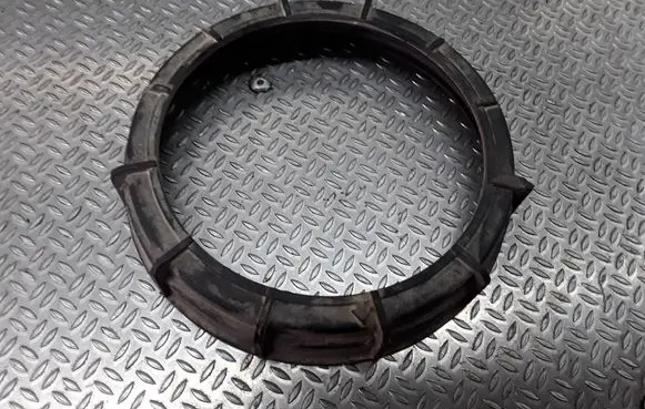 Opel Vivaro In tank fuel pump screw locking ring/nut 