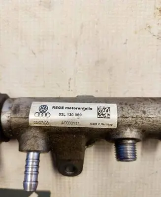 Volkswagen PASSAT B6 Fuel main line pipe 03L130089 40000117