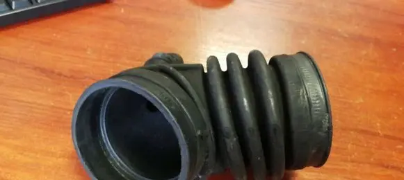 BMW 3 E46 Air intake hose/pipe 1437355