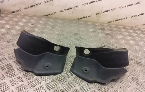 BMW X2 F39 Rear/tail light trim molding 7420749