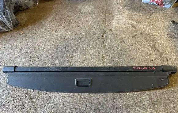 Volkswagen Touran I Parcel shelf load cover 1T0867871