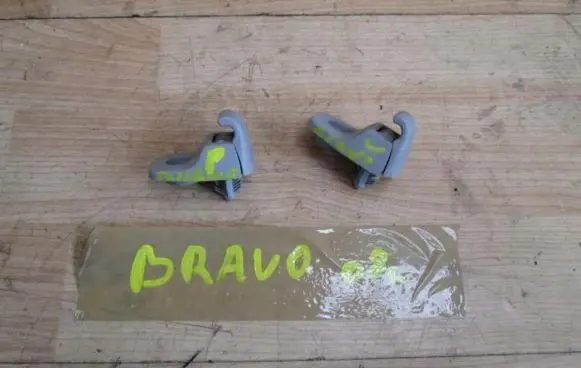 Fiat Bravo Centre console side trim front 