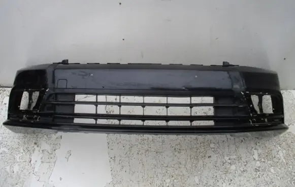 Volkswagen Jetta VI Front bumper