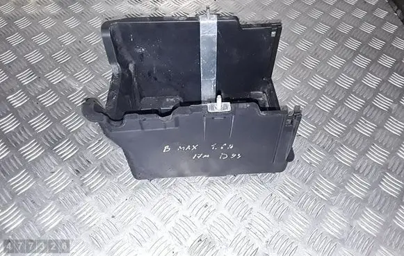 Battery tray