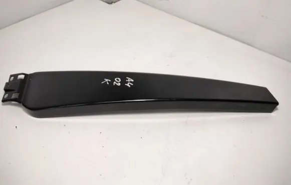 Audi A4 S4 B6 8E 8H Front door glass trim molding 8E0853289D