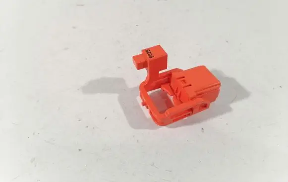 Lexus ES 250 - 300 - 330 Battery relay fuse 9626