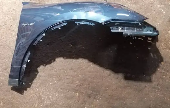 Porsche Cayenne (92A) Fender 7P5821252