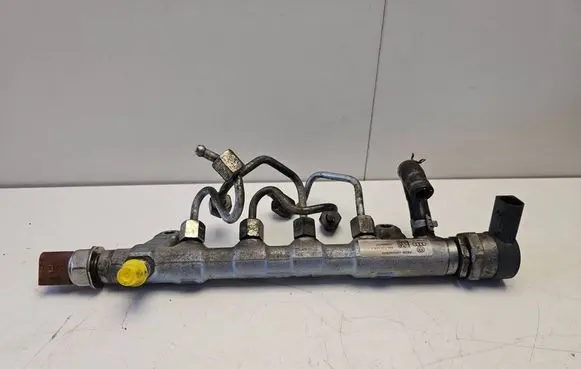 Volkswagen PASSAT B7 Fuel main line pipe 03L130089J 100000737