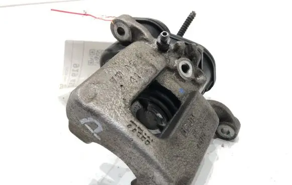 Audi Q3 8U Rear brake caliper