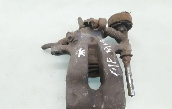 Opel Meriva A Rear brake caliper