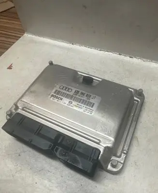 Audi A4 S4 B6 8E 8H Engine control unit/module 038906019JT 0281011138 1039S00656