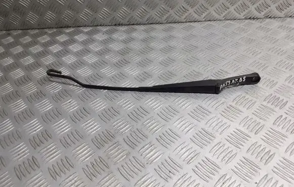 Volkswagen PASSAT B5 Front wiper blade arm